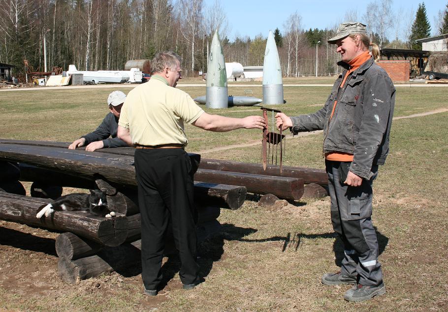 "Vaata, mis ma sulle tõin!"