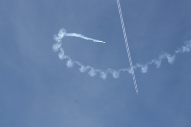 Emiratesi A380 ja Kairyse SU-31