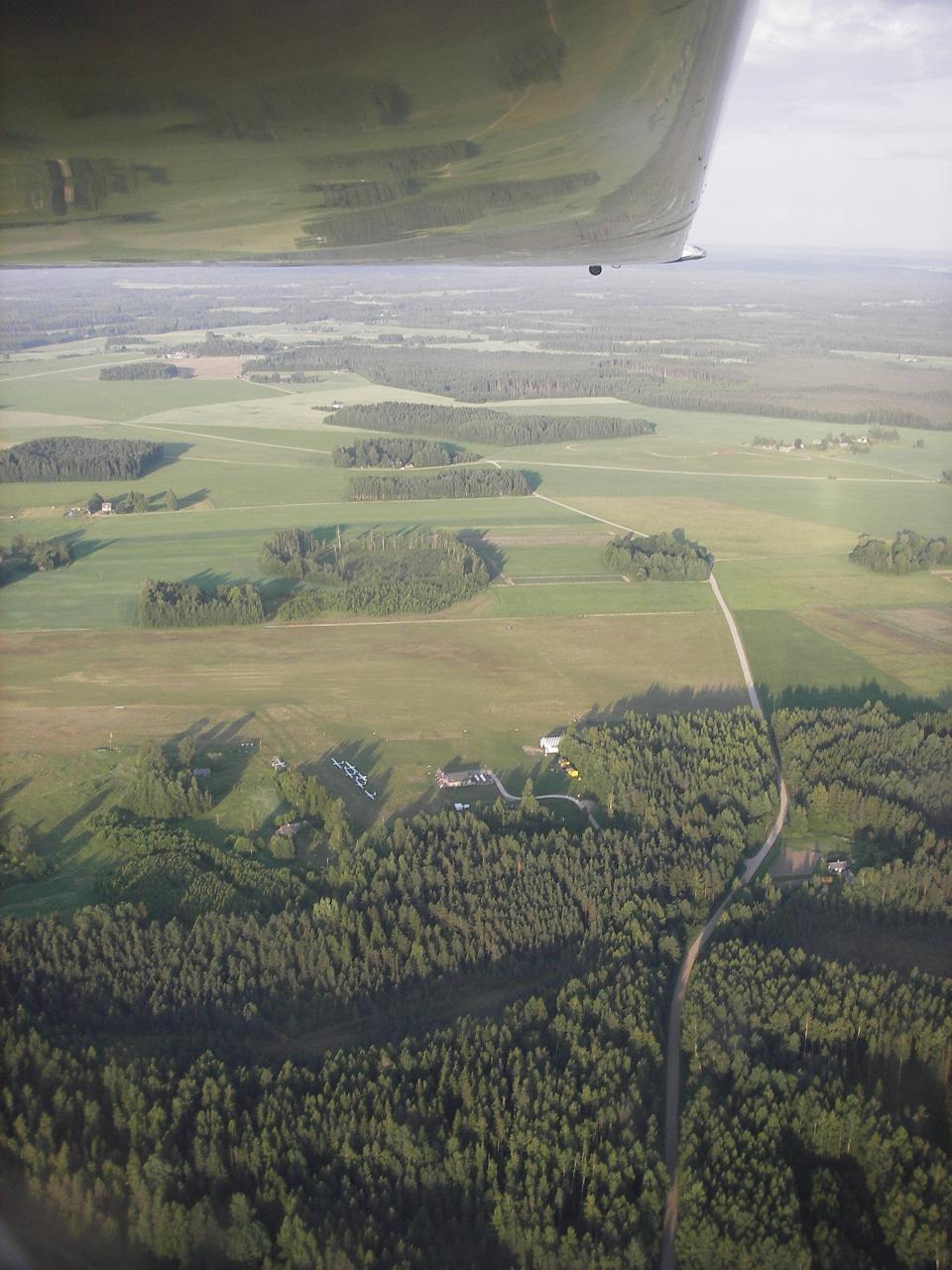 Ridali kapten Muni läikiva tiiva alt